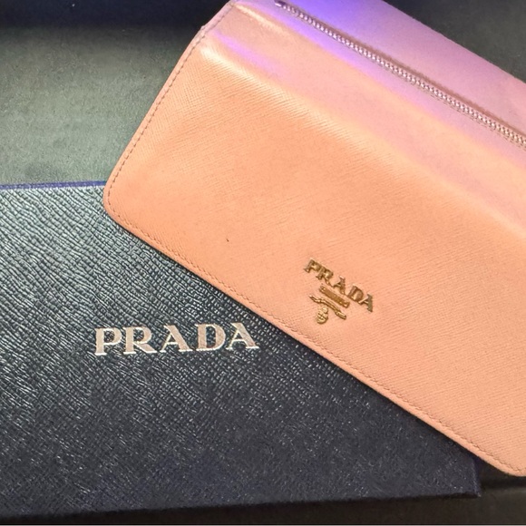 Prada Pink Staffiano Leather Continental Long Wallet Pre loved - Picture 5 of 9